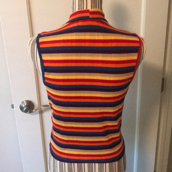 Ladies Sleeveless Sweater Crop Top - Picture 7 of 7